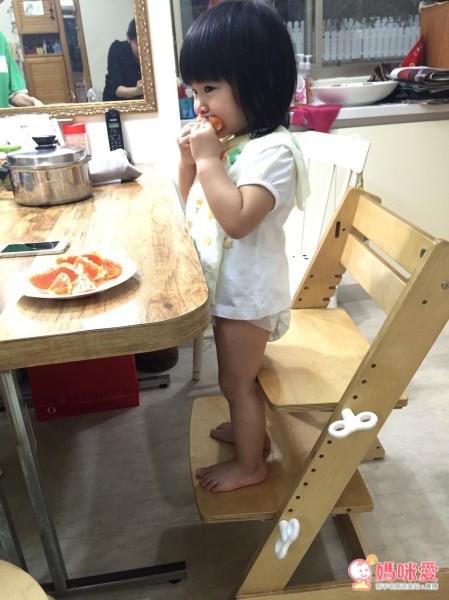 大將作Qmomo實木成長餐椅