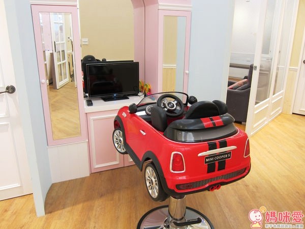 寶莘親子悠游空間 Precious Baby SPA