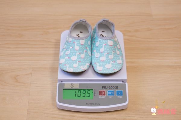 韓國 Koongs Koongs 兒童輕量防滑沙灘鞋/ 游泳鞋