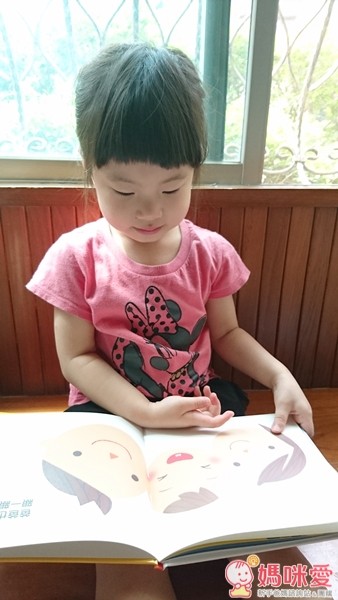 小魯文化 寶寶的第一套成長紀錄繪本