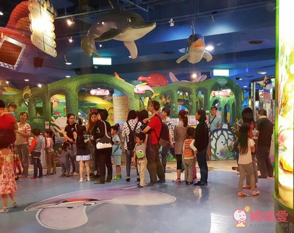 全國連鎖、有制度的管理、層層把關孩子的健康與品格發展、定期維護消毒的騎士堡