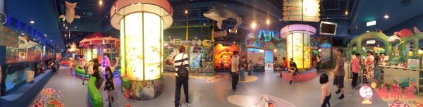 全國連鎖、有制度的管理、層層把關孩子的健康與品格發展、定期維護消毒的騎士堡