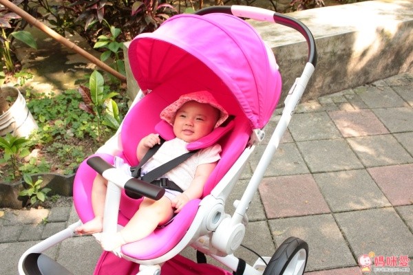 好萊塢媽咪愛用品牌♕ Quinny moodd 推車