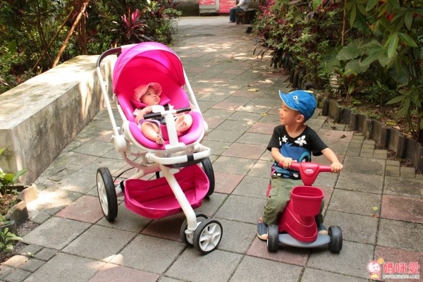 好萊塢媽咪愛用品牌♕ Quinny moodd 推車