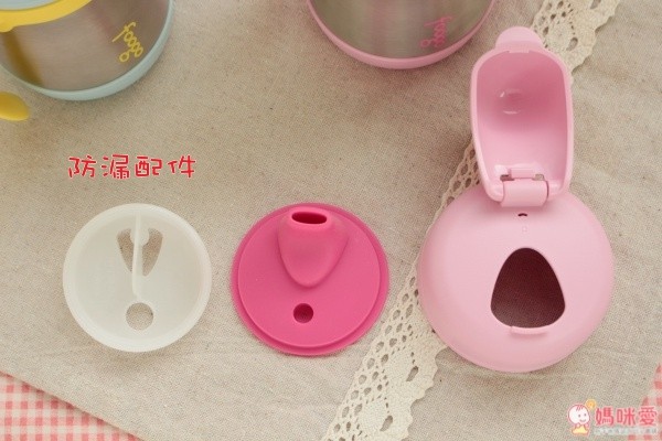 吸嘴、蓋子部分都是可以拆開清洗的喔～