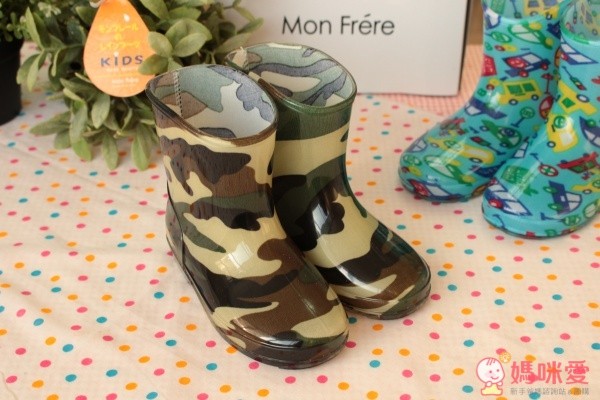 日本 Mon Frere PVC防滑可愛雨鞋