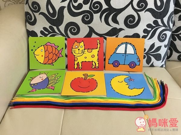 信誼閱讀起步走 - BOOKSTART 系列套書 6 本(贈洞洞 IN & OUT)