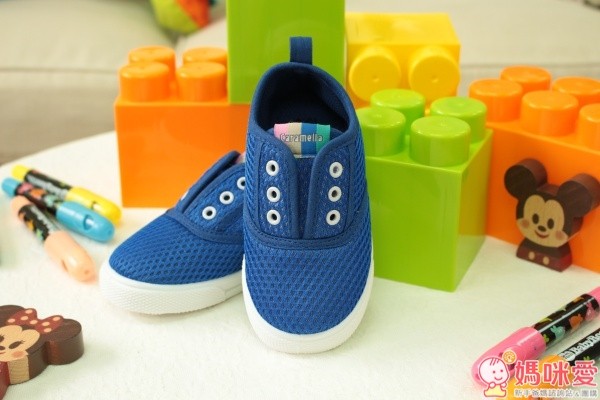 日本千趣會 透氣網眼鞋