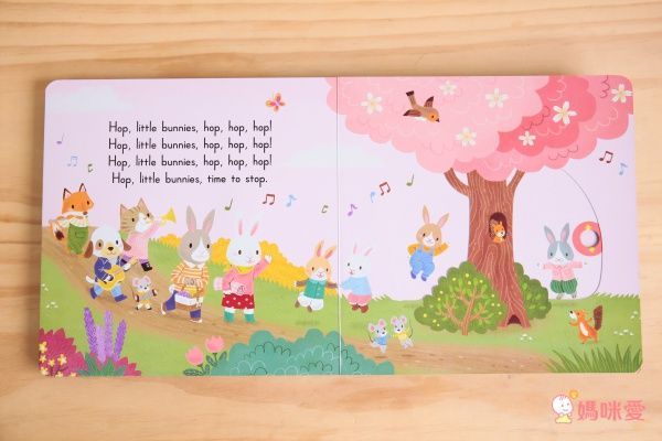 英國 Sing Along With Me! 童謠遊戲操作書♚市場最低價64折↘最期待新品加入！