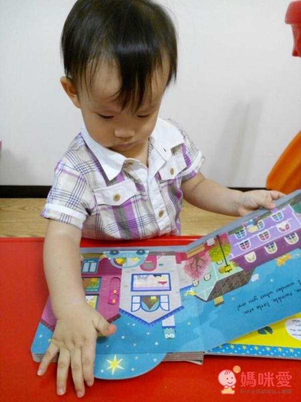 Sing Along With Me! 童謠操作書（硬頁推拉書）