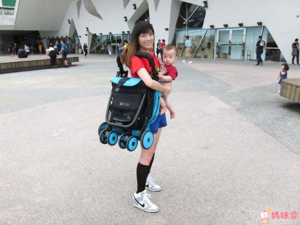 ZOE F12 秒收推車