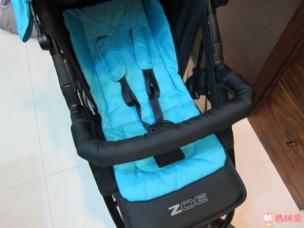 ZOE F12 秒收推車