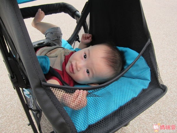 ZOE F12 秒收推車