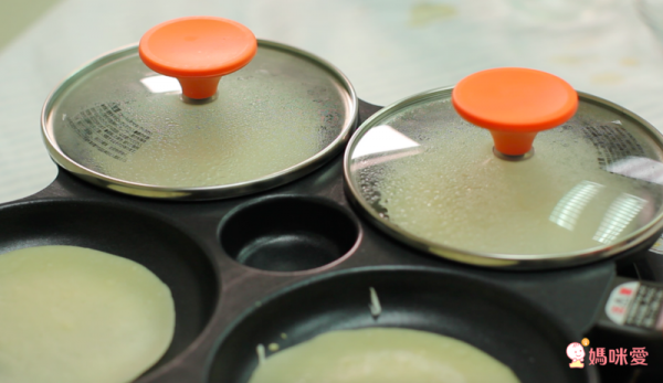 日本 Clovercast Pan - 鋁合金四格煎鍋(附鍋蓋*2)-粉紅-內徑13cm*4格