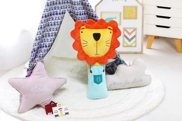 韓國 The Zari 汽車遮陽窗簾 / 安全帶娃娃