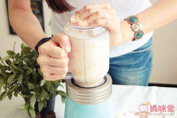 美國 OSTER x Ball Mason Jar 隨鮮瓶果汁機