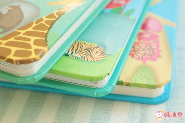 閣林文創❤驚奇趣味翻翻書