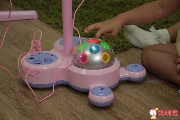 搖滾版！雙人家庭卡拉 OK