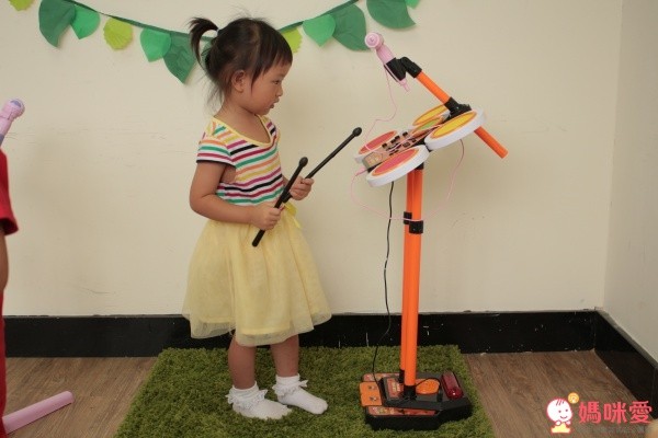 擬真版！打鼓卡拉 OK