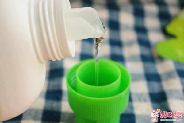 3M 天然柔纖酵素洗衣精