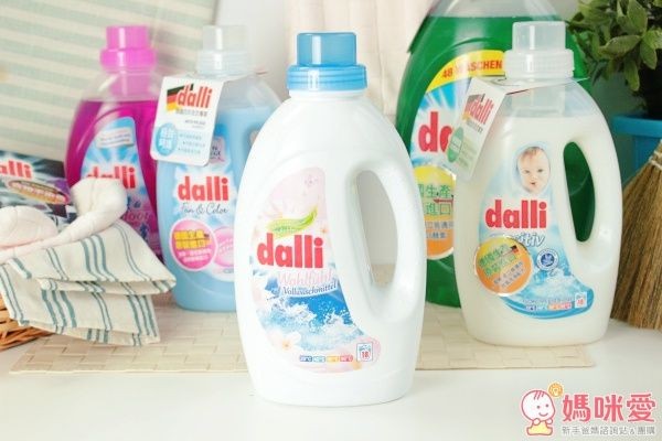 ✿ 德國 Dalli 花香洗衣精