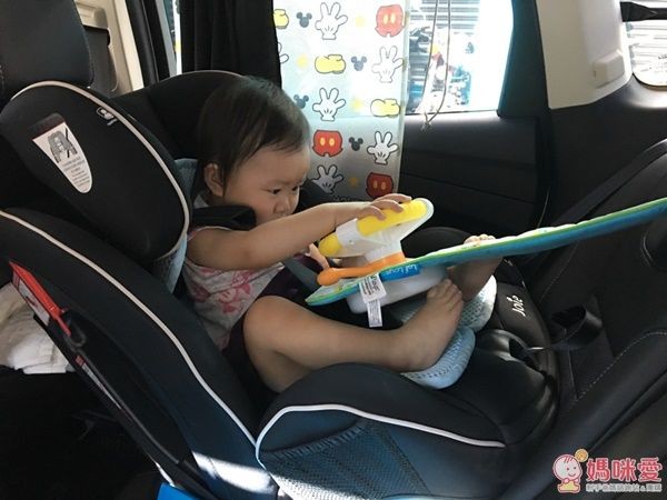 Taf toys 方向盤玩具小司機