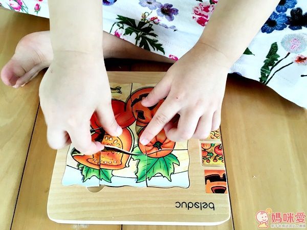 Beleduc 多層木拼圖：南瓜