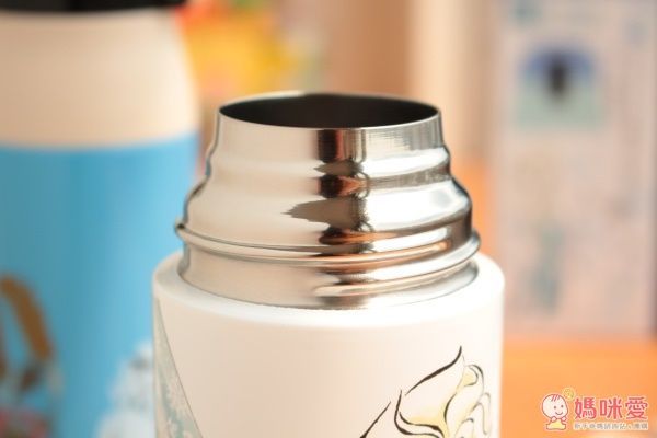 日本 SKATER 超輕量不鏽鋼保溫保冷直飲式水壺 360 ml