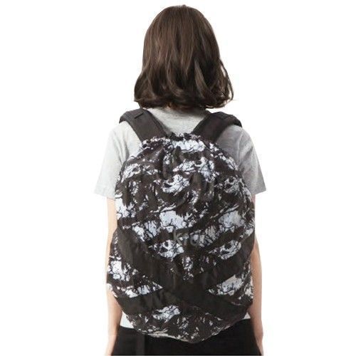 日本 KiU：2WAY 後背包雨衣