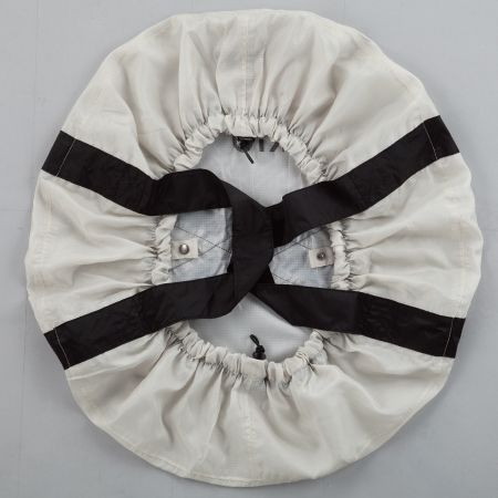 日本 KiU：2WAY 後背包雨衣