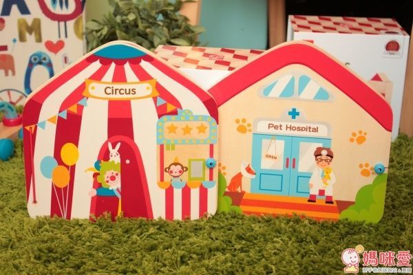 Hape 木製磁鐵書 動物醫院