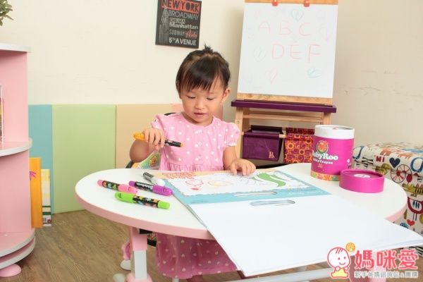 【第一博士成長書桌椅™】 360° 旋轉書櫃 / 月亮書桌組