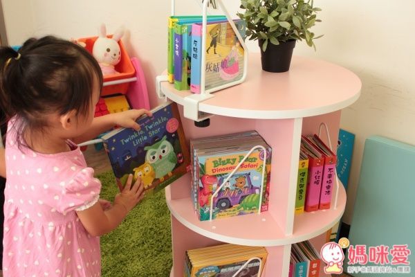 【第一博士成長書桌椅™】 360° 旋轉書櫃 / 月亮書桌組