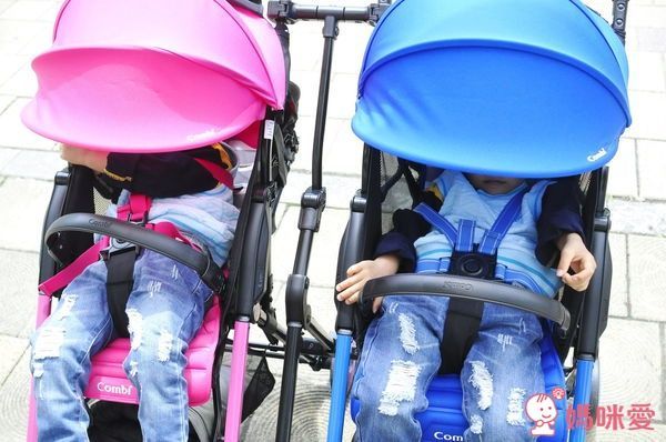 日本 Combi 超輕靚單向嬰兒手推車