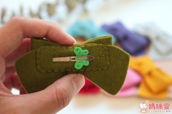 英國 May Crimson 手工羊毛氈髮夾