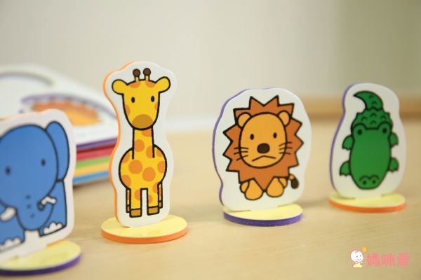 看評論超生火★ 日本小學館立體書Ｘ泡棉拼圖書