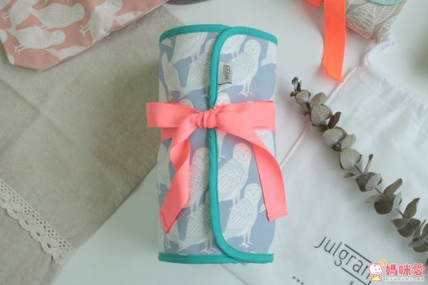 Julgran 奶瓶收納包