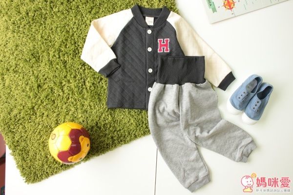 日本 PETIT CADEAU H長袖棒球風腹卷睡衣