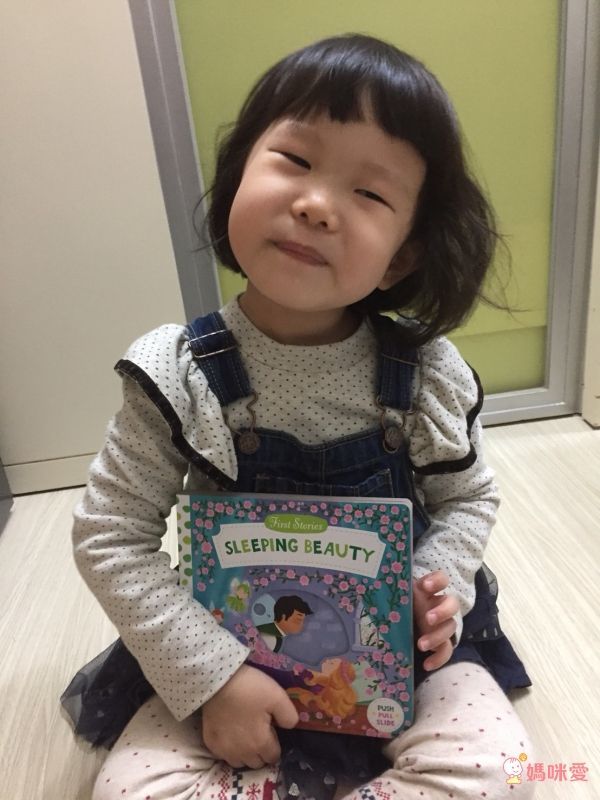 First Stories 操作硬頁書-Cinderella 灰姑娘-彩色