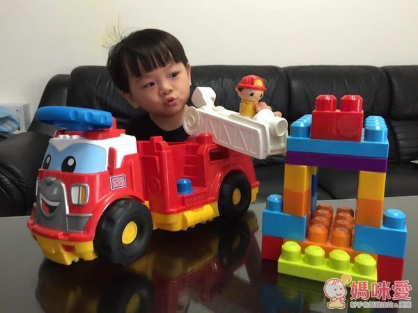☆MEGA BLOKS 消防車積木組