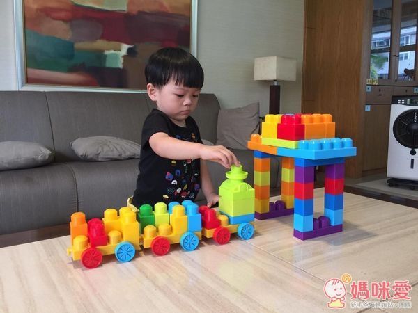 ☆MEGA BLOKS 數字火車積木組