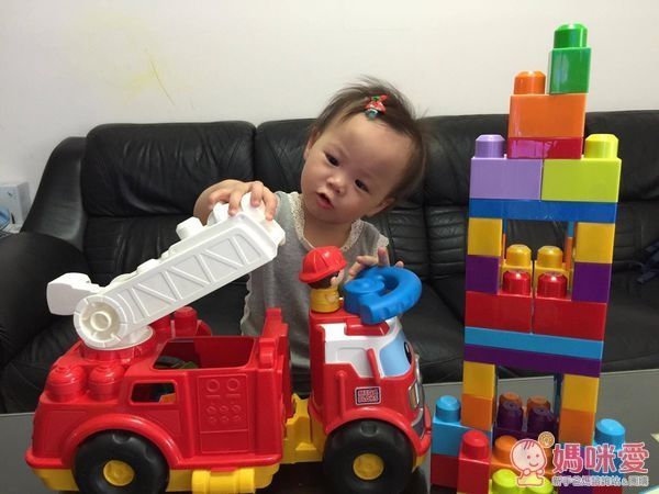 ☆MEGA BLOKS 消防車積木組