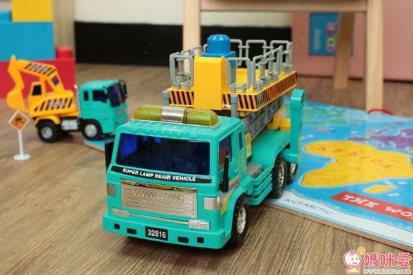 小小家 工程小車車 磨輪交通號誌維修車