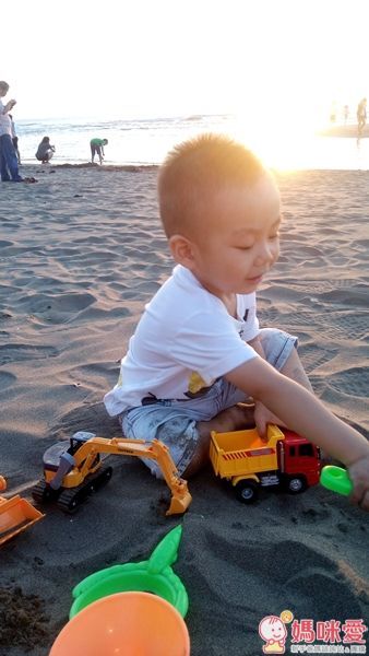 小小家 工程小車車