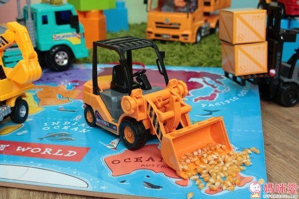 小小家 工程小車車 磨輪小山貓