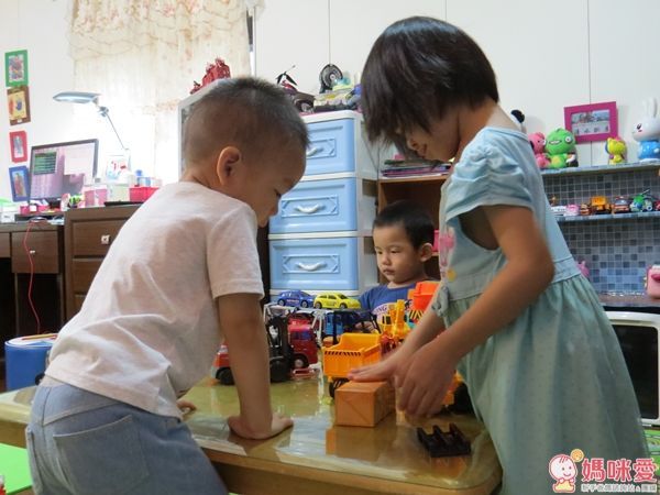 小小家 工程小車車