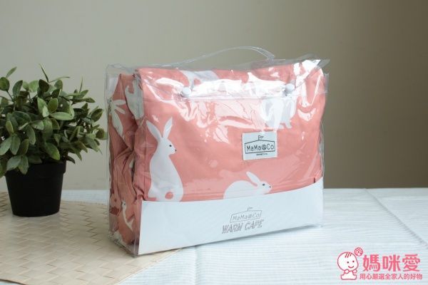 ❄日本 Mama&Co：推車背巾兩用防寒罩☞冬季外出保暖首選！
