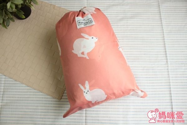 ❄日本 Mama&Co：推車背巾兩用防寒罩☞冬季外出保暖首選！