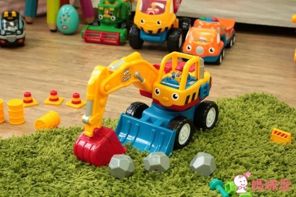 英國 WOW 驚奇玩具