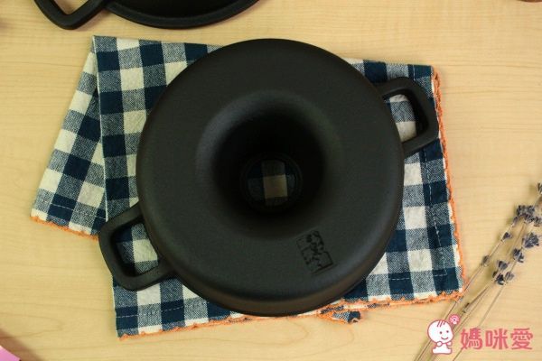 ❤及源鑄造 OIGEN 日本製南部鐵器圓形麵包烤鍋